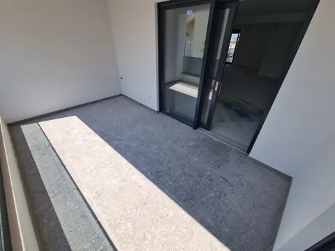Makarska, Centar - Trosoban penthause s pogledom na more 117 m2