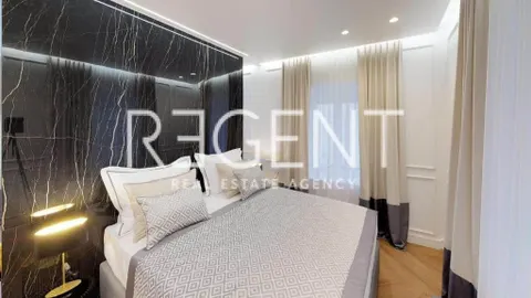 Split, Centar - Dioklecijanova Palača dva studio apartmana 65 m2