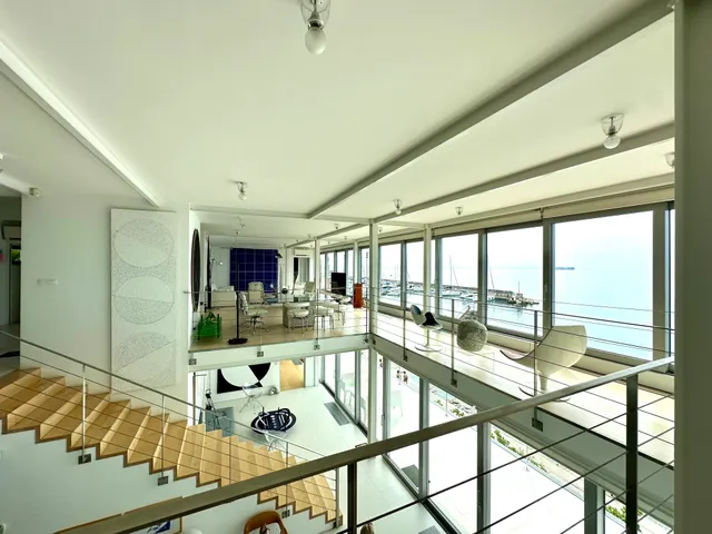 Rijeka - Moderna vila prvi red do mora 600 m2