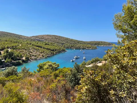 Hvar - Poljoprivredno zemljište, 46000 m2