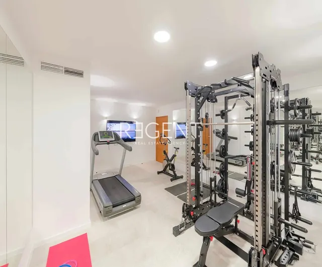 Hvar – Moderna vila s pogledom na more 195 m2