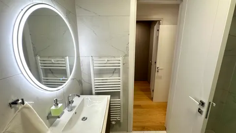 Zagreb, Trnje - Luksuzan trosoban stan 93 m2 najam