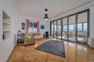 Zagreb, Jarun - Moderna kuća s bazenom uz jezero, 400 m2