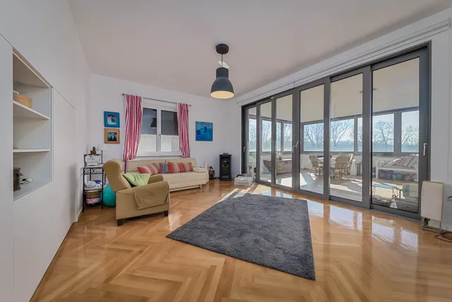 Zagreb, Jarun - Moderna kuća s bazenom uz jezero, 400 m2
