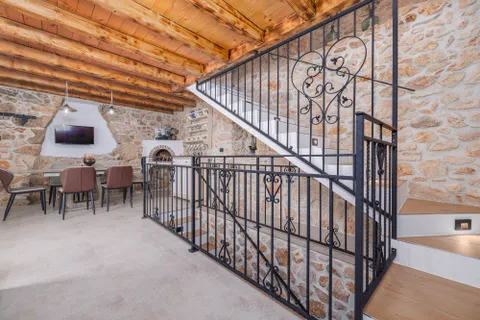 Krk - Luksuzna vila za najam 135 m2
