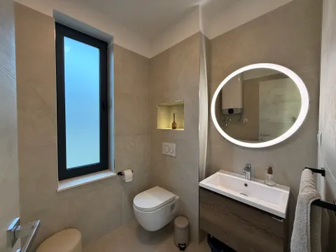 Split, Kaštela - Luksuzna Vila 188 m2 s pogledom na more
