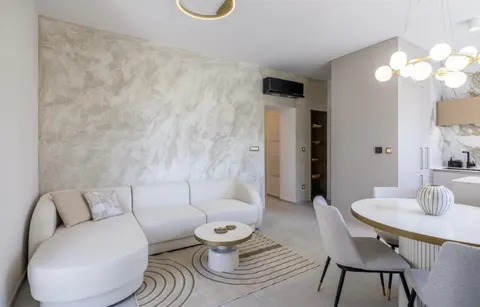 Split, Bačvice - Luksuzan dvosoban stan 64 m2 DUGOROČAN NAJAM