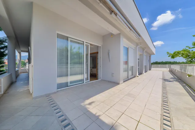 Zagreb, Pantovčak - Luksuzan dvoetažni penthouse 277 m2, NAJAM