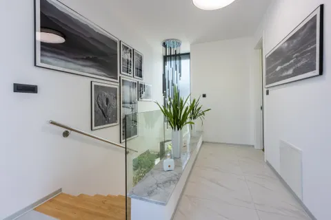Crikvenica - Prekrasna vila s panoramskim pogledom 400 m2