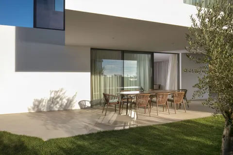 Sukošan – Luksuzna moderna vila s bazenom 495 m2