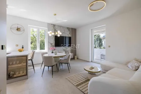 Split, Bačvice – luksuzni dvosobni stan 64m2 najam