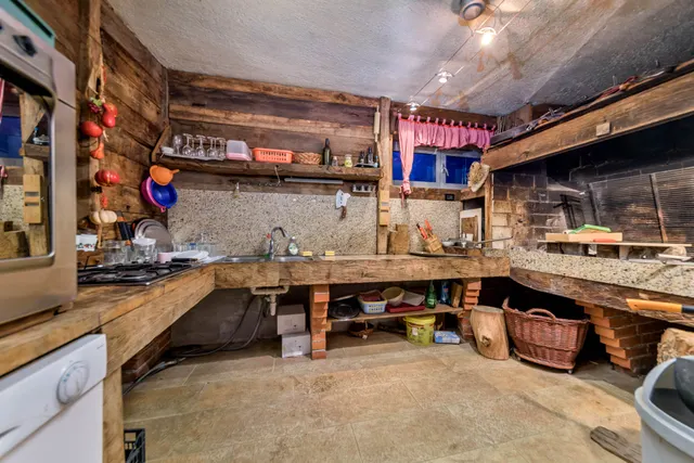 Zagreb, Gornji Bukovac - Prekrasna vila s vrtom, 591 m2
