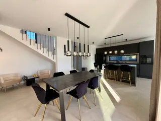 Split, Kaštela - Luksuzna Vila 188 m2 s pogledom na more