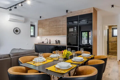 Zadar, Vrsi - Luksuzna vila s bazenom, novogradnja