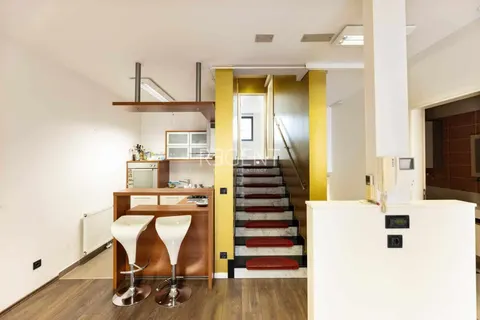 Zagreb, Špansko, Nova Galerija - Moderan trosobni stan novogradnja