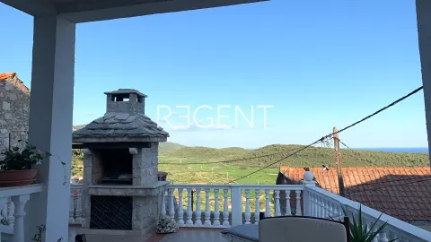 Korčula - Prekrasna dvojna kamena kuća 335 m2