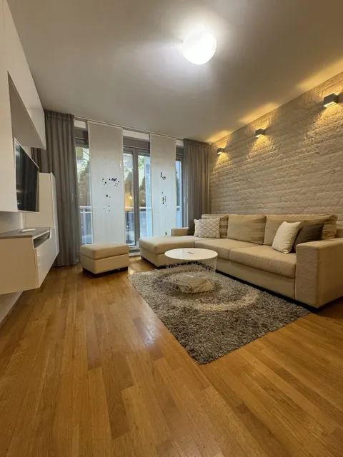 Zagreb, Vrbani - trosoban stan 58 m2 najam