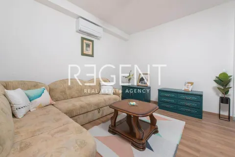Split, Kaštel Štafilić- Trosoban stan za dugoročan najam