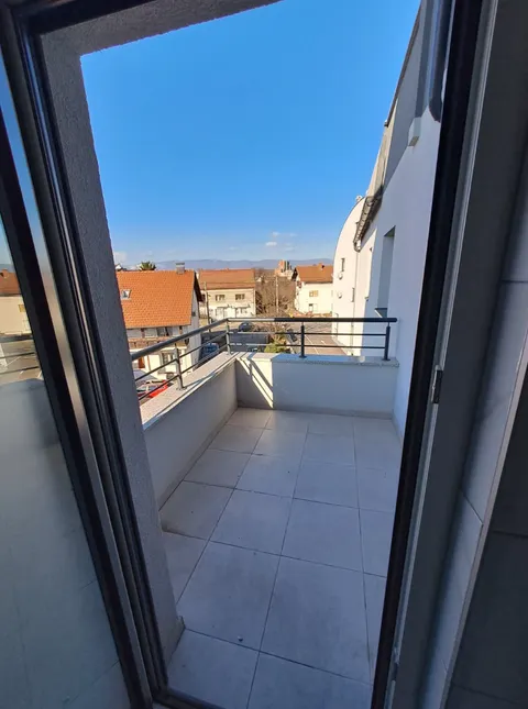 Zagreb, Sesvete - Poslovni stambeni prostor novogradnja 171m2 najam