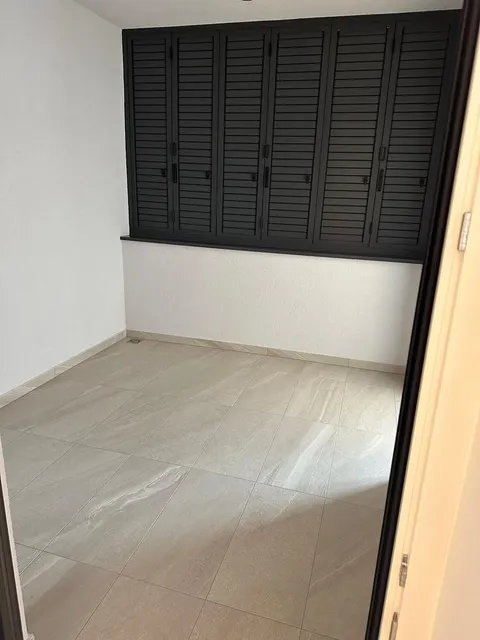 Zagreb, Darwinova – Četverosoban stan s garažom i loggiom, Novogradnja VMD