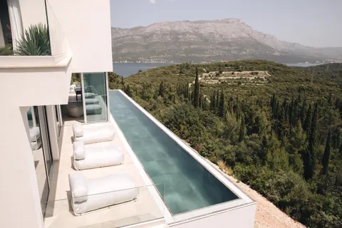 Korčula, Žrnovo - Luksuzna obiteljska vila 360 m2