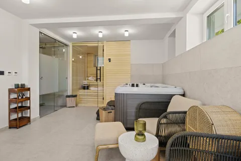 PRIVATNO: Kvarner, Opatija - Luksuzna vila na prekrasnoj lokaciji