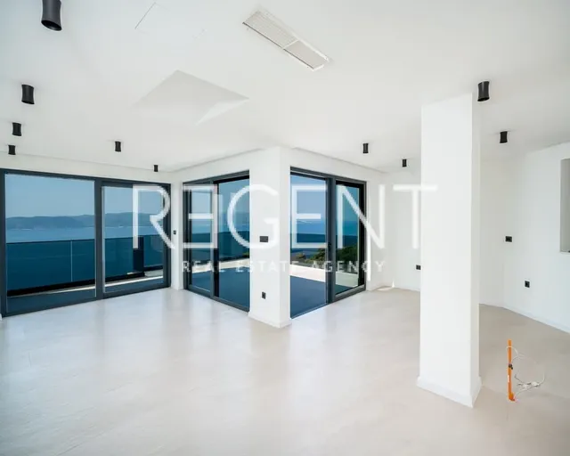 Makarska, Brela - Luksuzna vila s panoramskim pogledom na more 317 m2