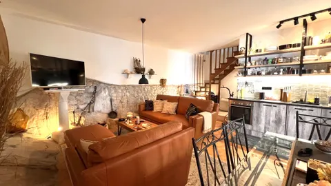Korčula - Prekrasna dvojna kamena kuća 335 m2