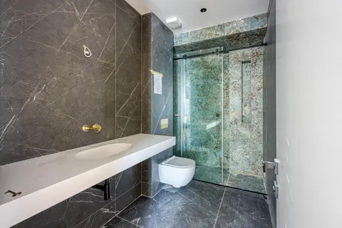 Kvarner, Opatija - Luksuzan penthouse s bazenom, novogradnja 275 m2