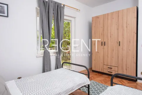 Split, Kaštel Štafilić- Trosoban stan za dugoročan najam