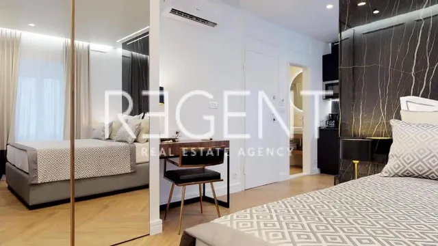 Split, Centar - Dioklecijanova Palača dva studio apartmana 65 m2