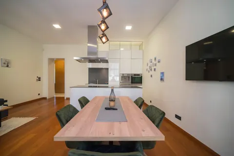 Zagreb, Centar - Luksuzan trosoban stan na vrhunskoj lokaciji, 76 m2
