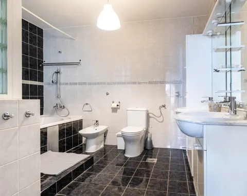 Zagreb, Trešnjevka - moderan troetažan stan 186 m2