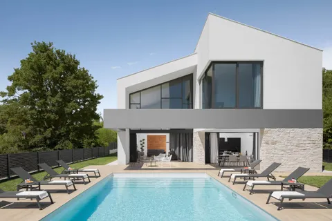 Istra, Ližnjan - luksuzna vila s privatnim bazenom 400m2