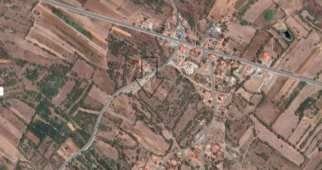 Drniš, Širitovci - Građevinsko zemljište 1291 m2