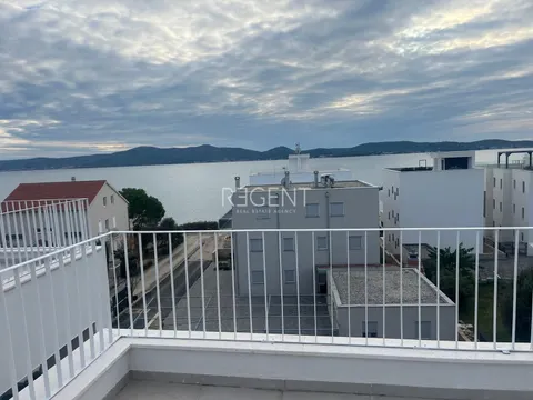 Zadar, Sukošan - Luksuzna stambena novogradnja 50 m od mora