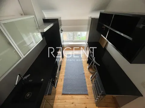 Zagreb, Kvaternikov Trg - Dvoetažni stan 150 m2 najam
