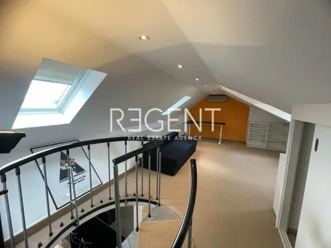 Zagreb, Kvaternikov Trg - Dvoetažni stan 150 m2 najam