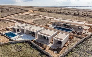 Pag, Povljana - Luksuzna villa s grijanim bazenom i pogledom na more