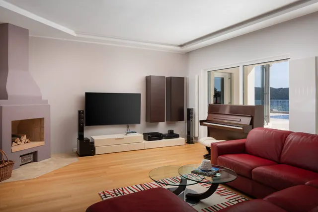Šibenik - Prekrasna luksuzna vila uz more 1000 m2