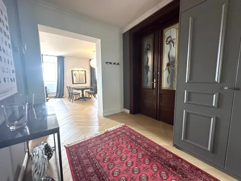 Zagreb, Centar - Prekrasan renoviran trosoban stan s pogledom na Katedralu, NAJAM