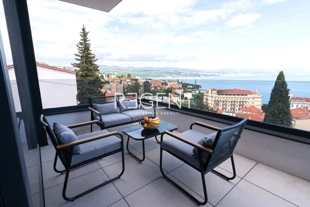 Opatija – Moderan trosoban stan s pogledom na more 128,52 m2