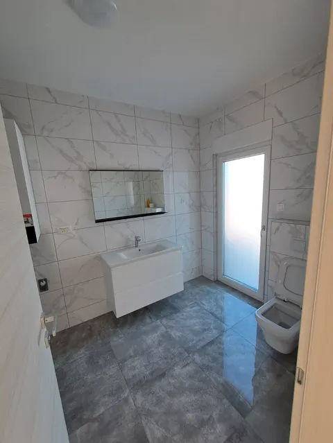 Zagreb, Sesvete - Poslovni stambeni prostor novogradnja 171m2 najam