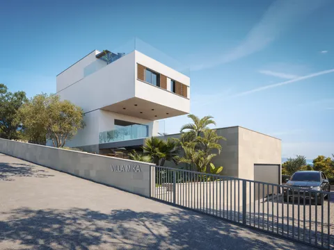Klis - Moderna vila s bazenom 492m2