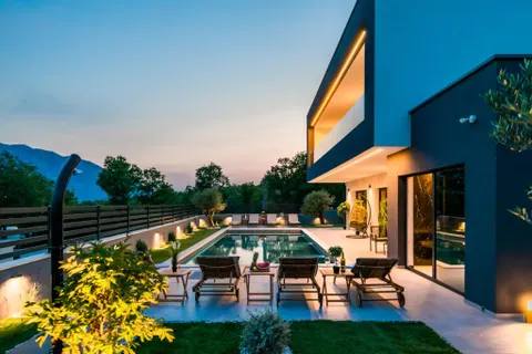 Makarska, Zagvozd - Luksuzna vila s bazenom 270 m2