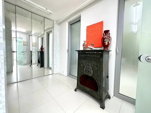 Rijeka - Moderna vila prvi red do mora 600 m2