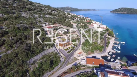 Rogoznica, Ražanj - Vila u izgradnji prvi red uz more 250 m2