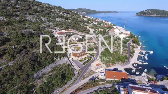 Rogoznica, Ražanj - Vila u izgradnji prvi red uz more 250 m2