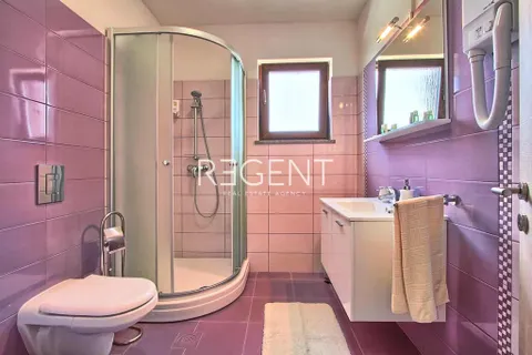 Istra, Pula – Prekrasan obiteljski dom 294 m2