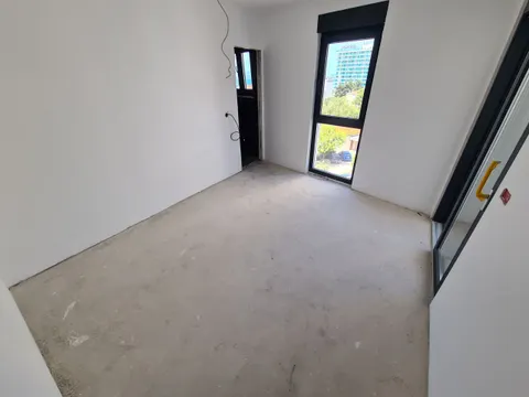 Makarska, Centar - Trosoban penthause s pogledom na more 117 m2